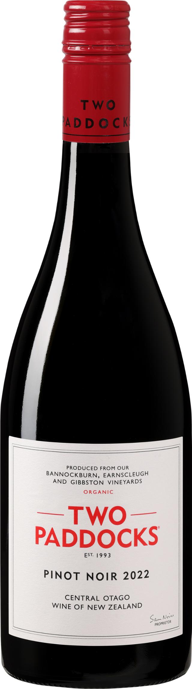 Pinot N Two Paddocks Pinot Noir 2022 - The Real Review